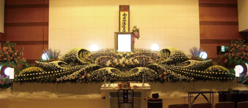 社葬・団体葬・合同葬の祭壇例１